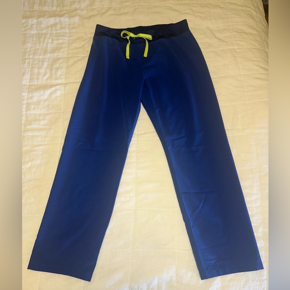 FIGS Livingston Electric Blue